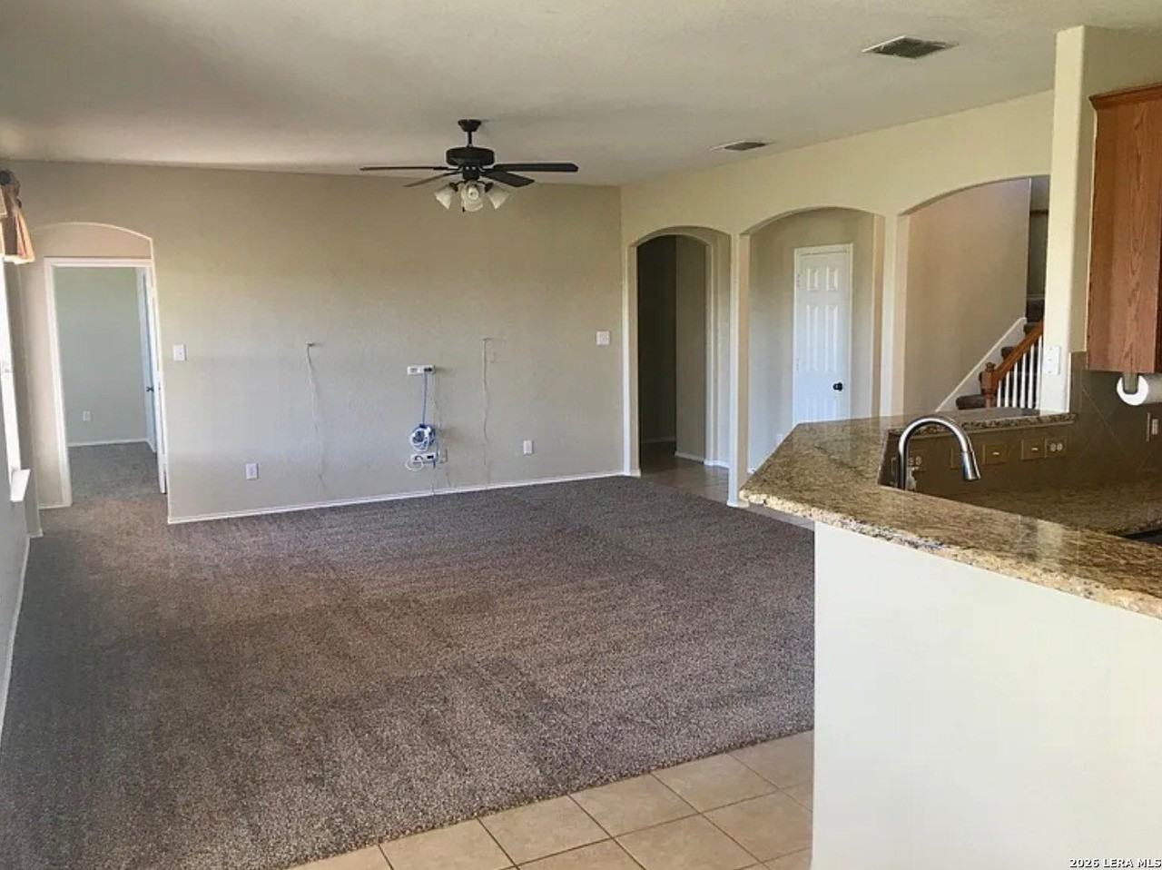 3751 Columbia - Photo 2 of 14