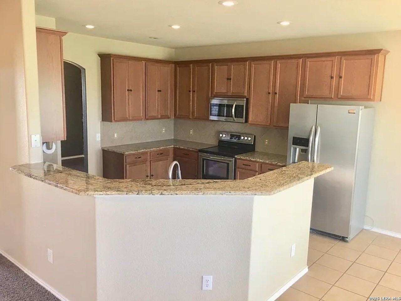 3751 Columbia - Photo 3 of 14