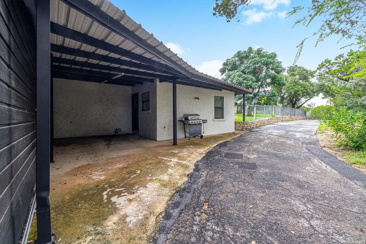 21875 Scenic Loop Rd - Photo 2 of 20