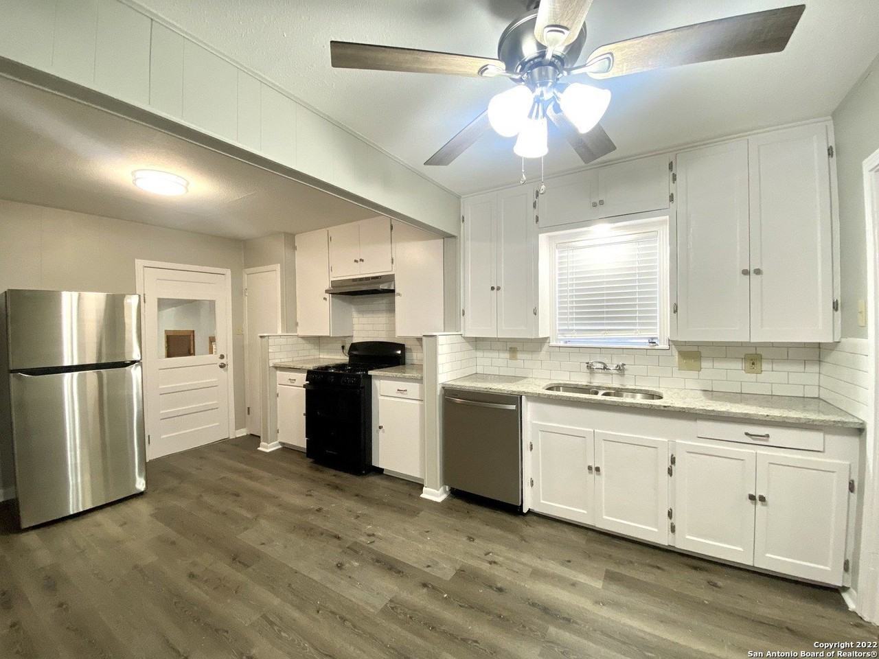178 Sweetbriar Ave - Photo 5 of 36