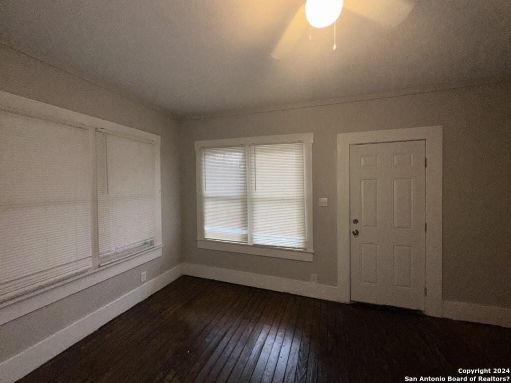 1320 Monterey St - Photo 6 of 8