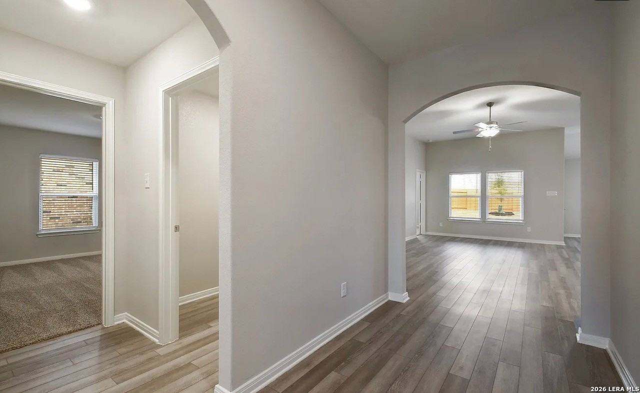 9122 Bennett Frst - Photo 2 of 14