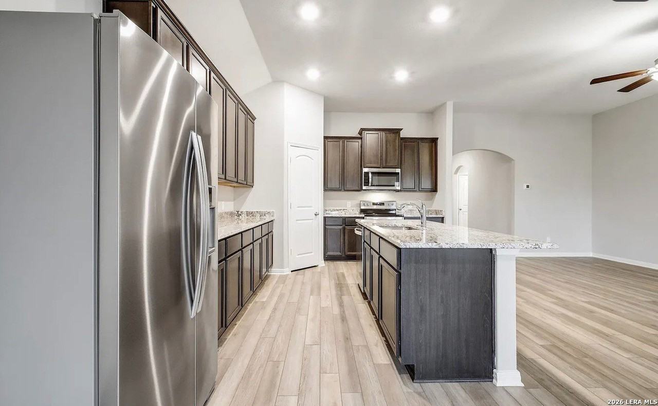 9122 Bennett Frst - Photo 6 of 14