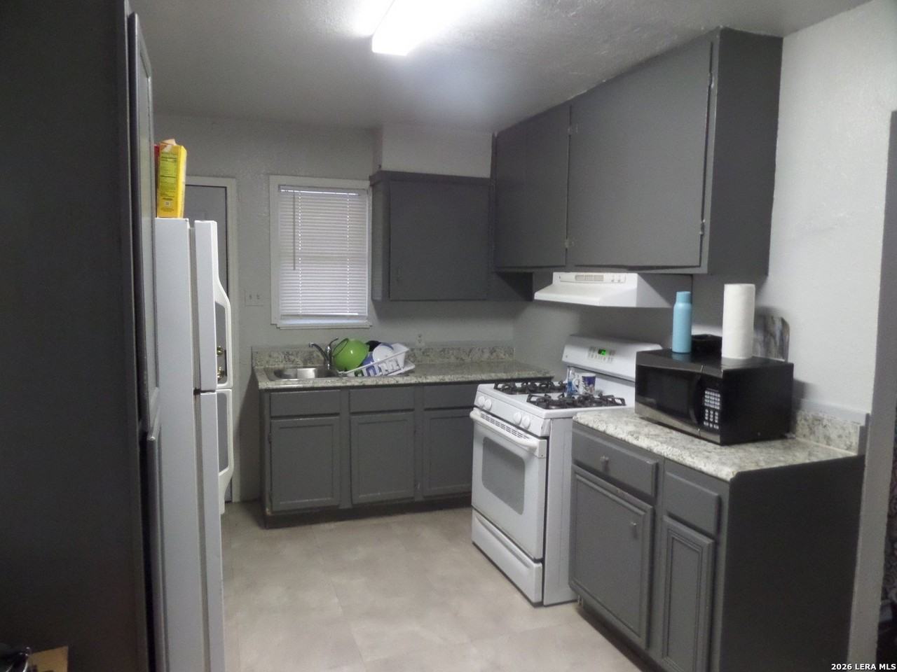 290 Harcourt Ave #2 - Photo 5 of 10