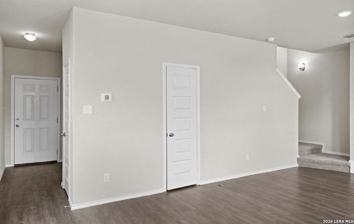 5118 Sandstone Way - Photo 2 of 20