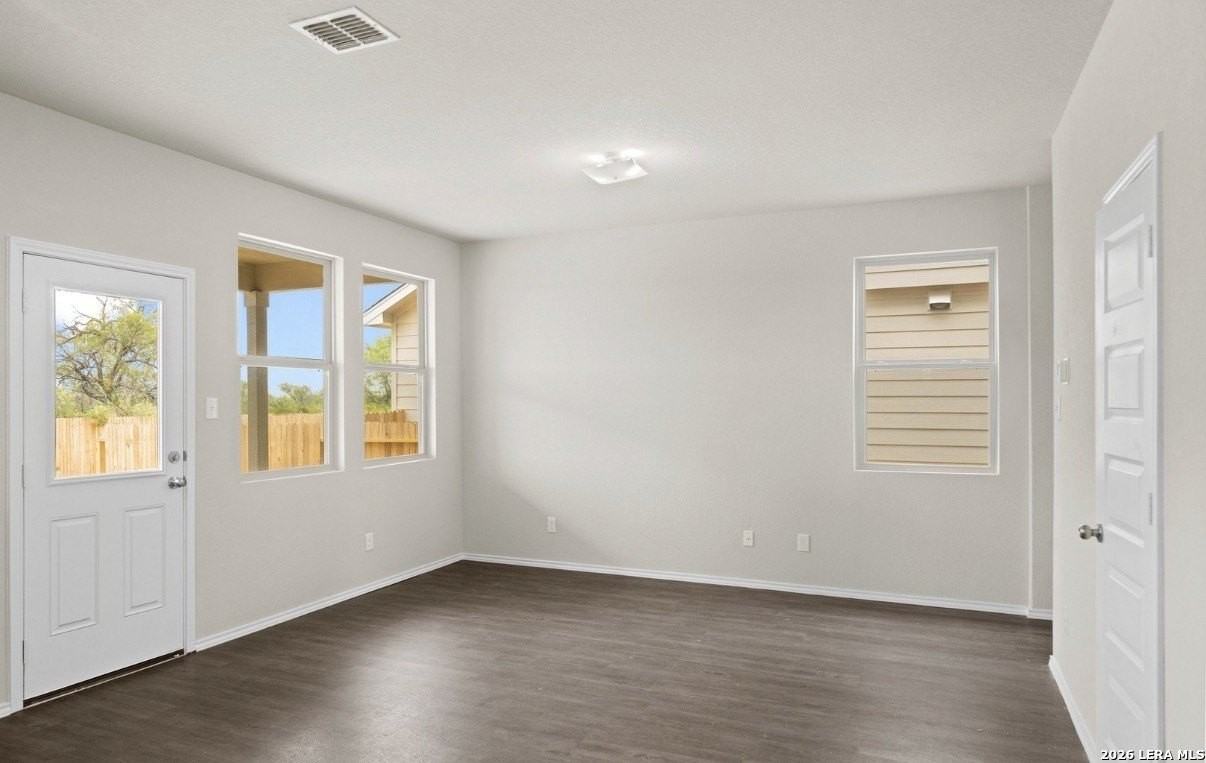 5118 Sandstone Way - Photo 3 of 20