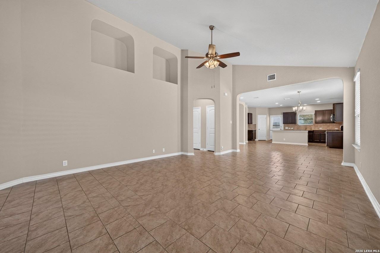 14918 Goldfinch Way - Photo 6 of 31