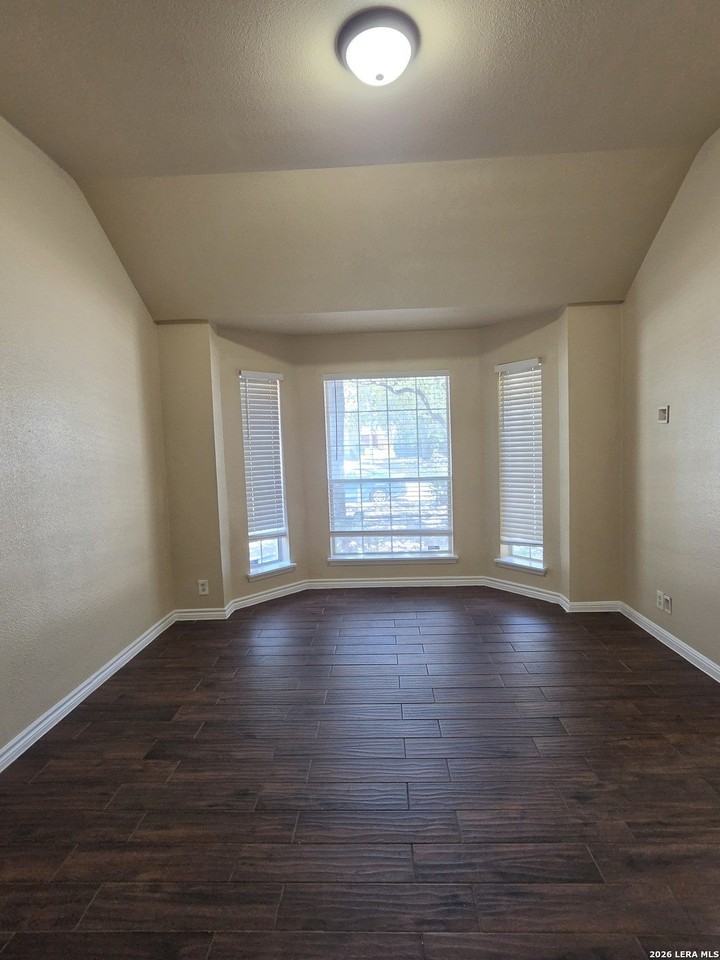 8515 Rita Blanca St - Photo 4 of 49