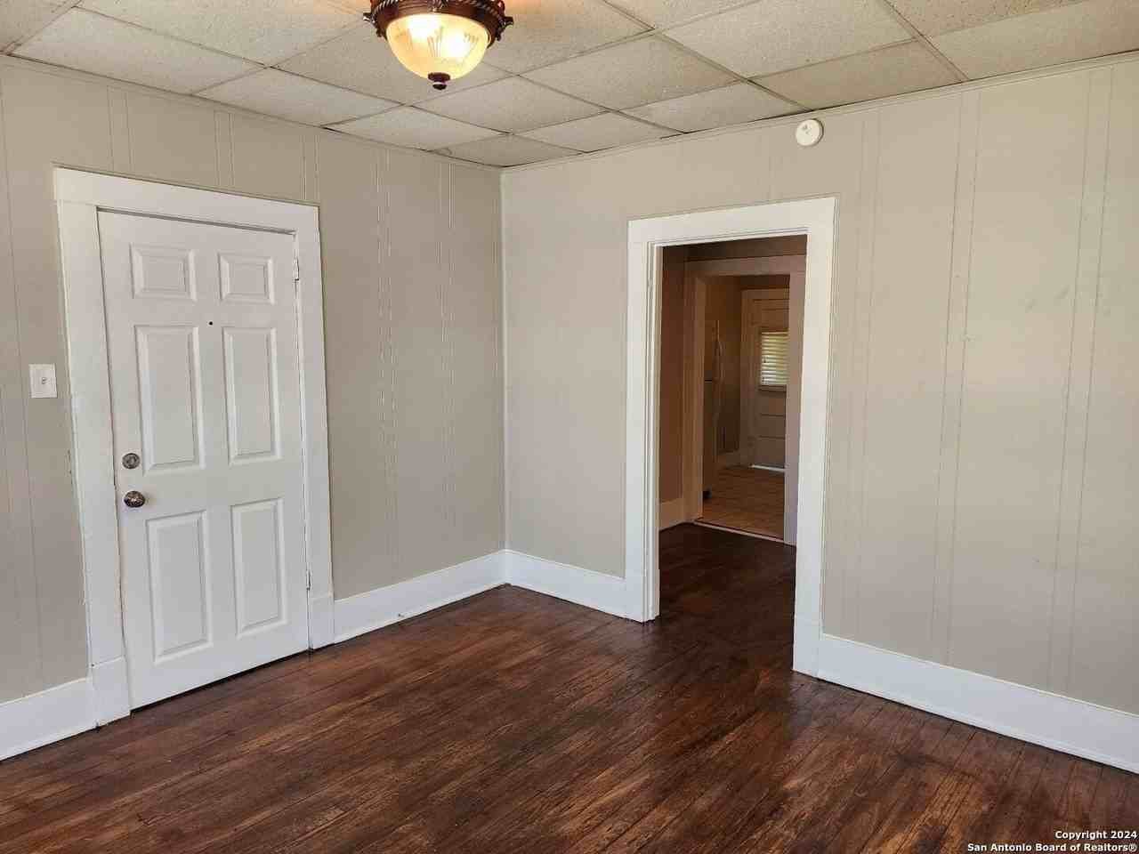 632 Rigsby Ave #4 - Photo 6 of 20