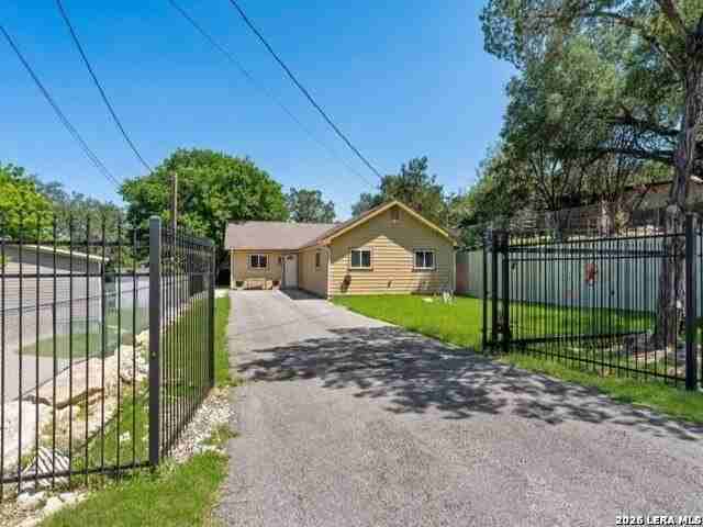735 Green Castle Pl - Photo 4 of 36