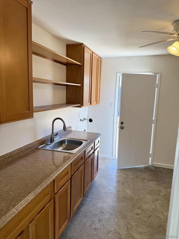 3521 Clairemont Mesa Blvd - Photo 7 of 17