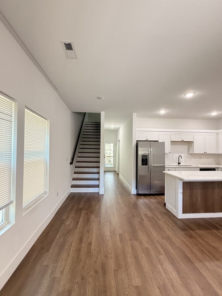 118 Honda St #118 - Photo 7 of 12