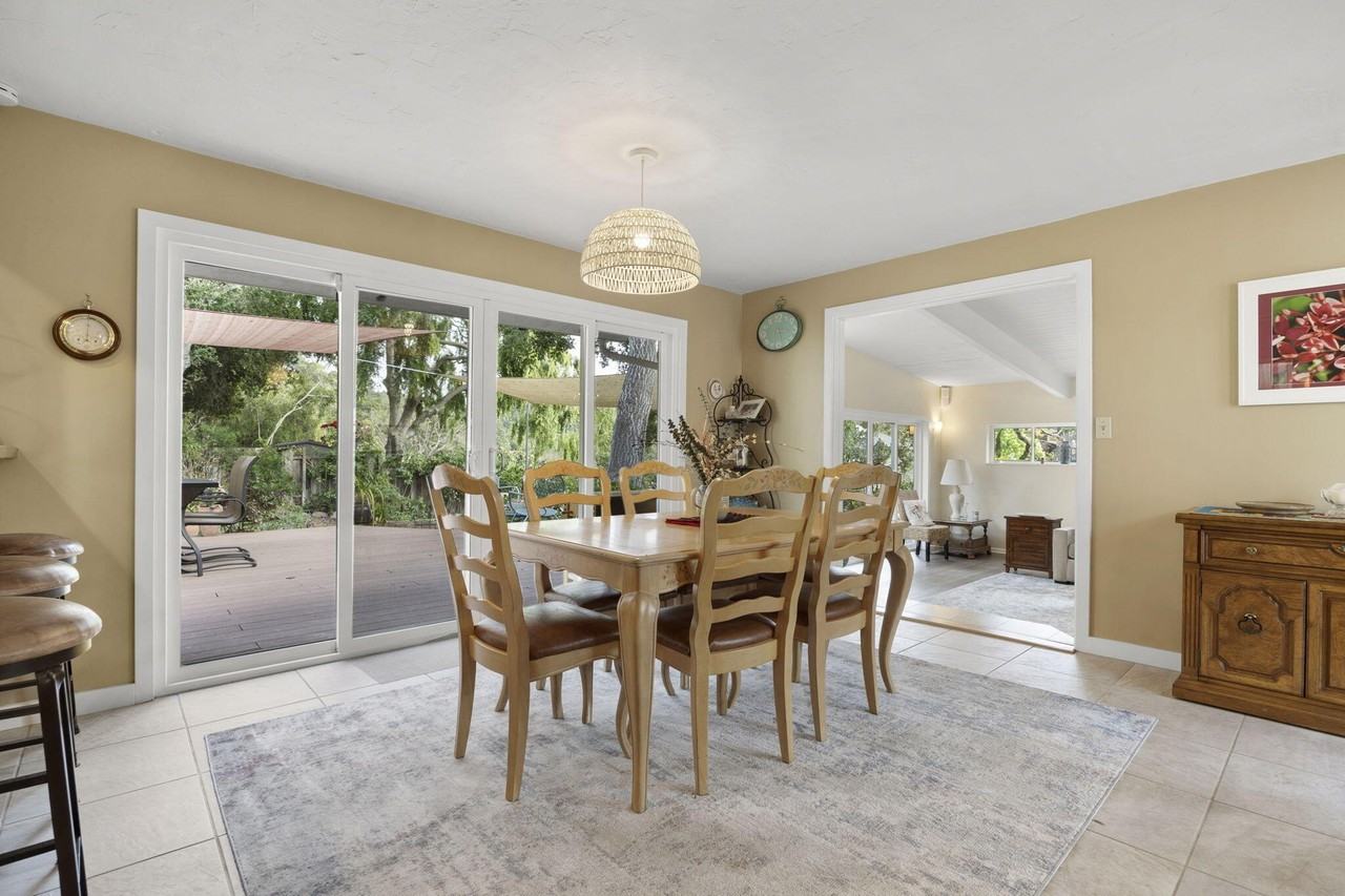1730 Calle Poniente - Photo 3 of 21