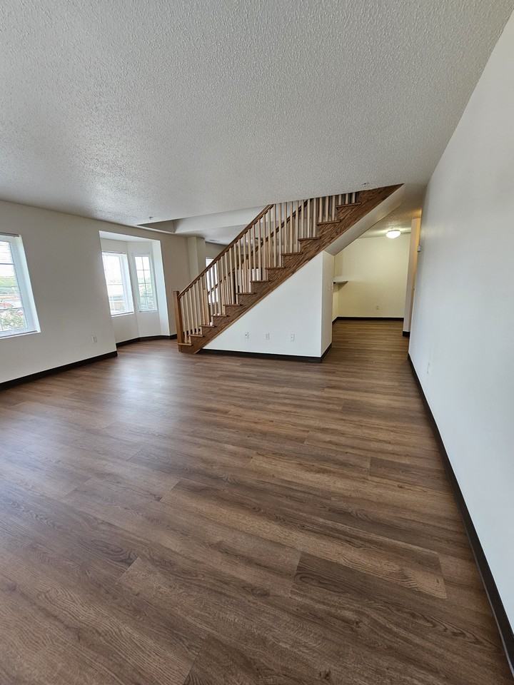943 S Gilbert St #32 - Photo 6 of 17