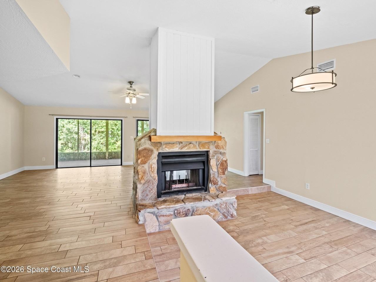 3725 Laurette Rd - Photo 3 of 27