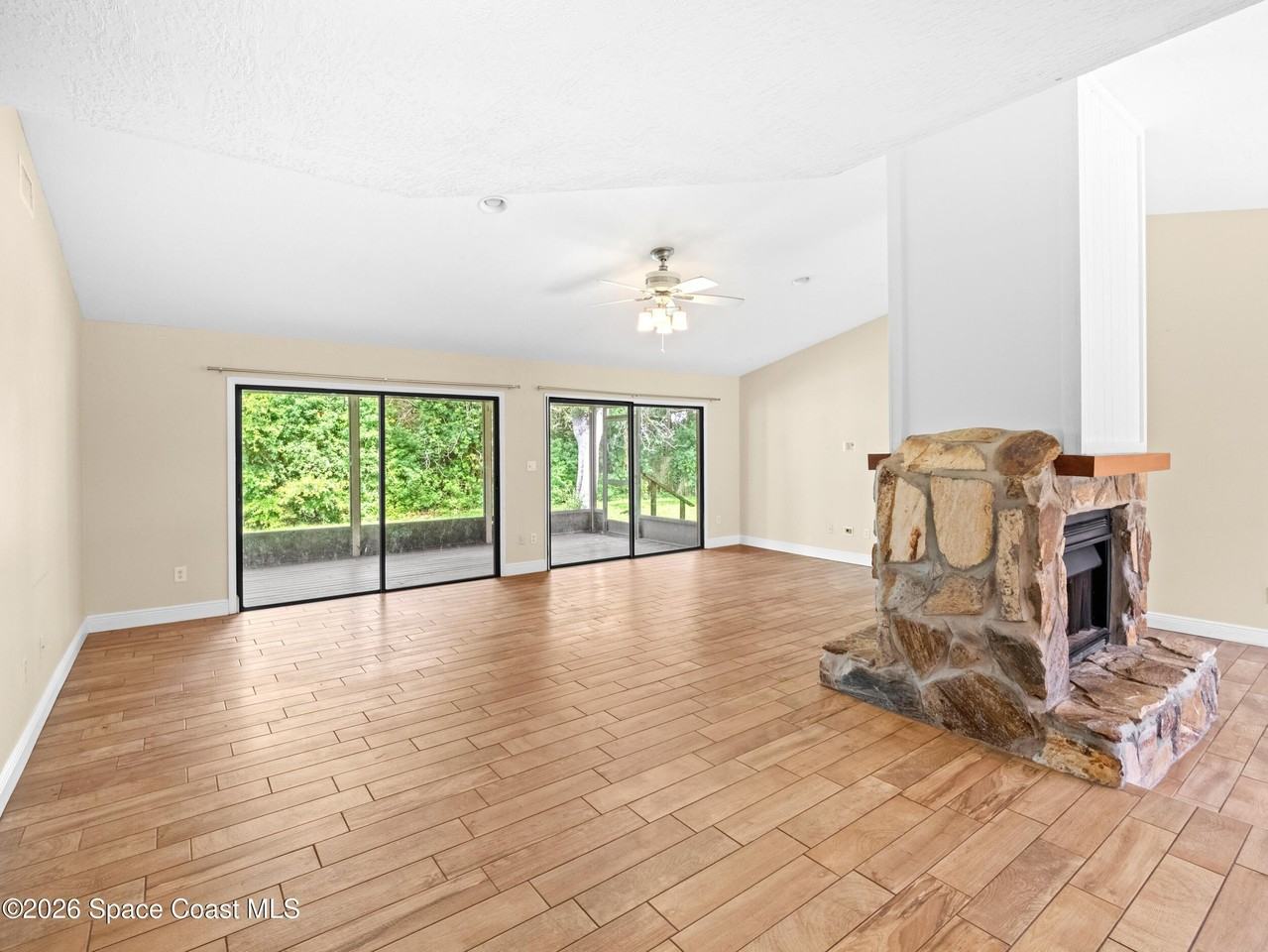 3725 Laurette Rd - Photo 7 of 27