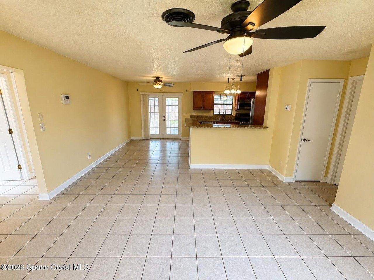 974 Golf St - Photo 2 of 12