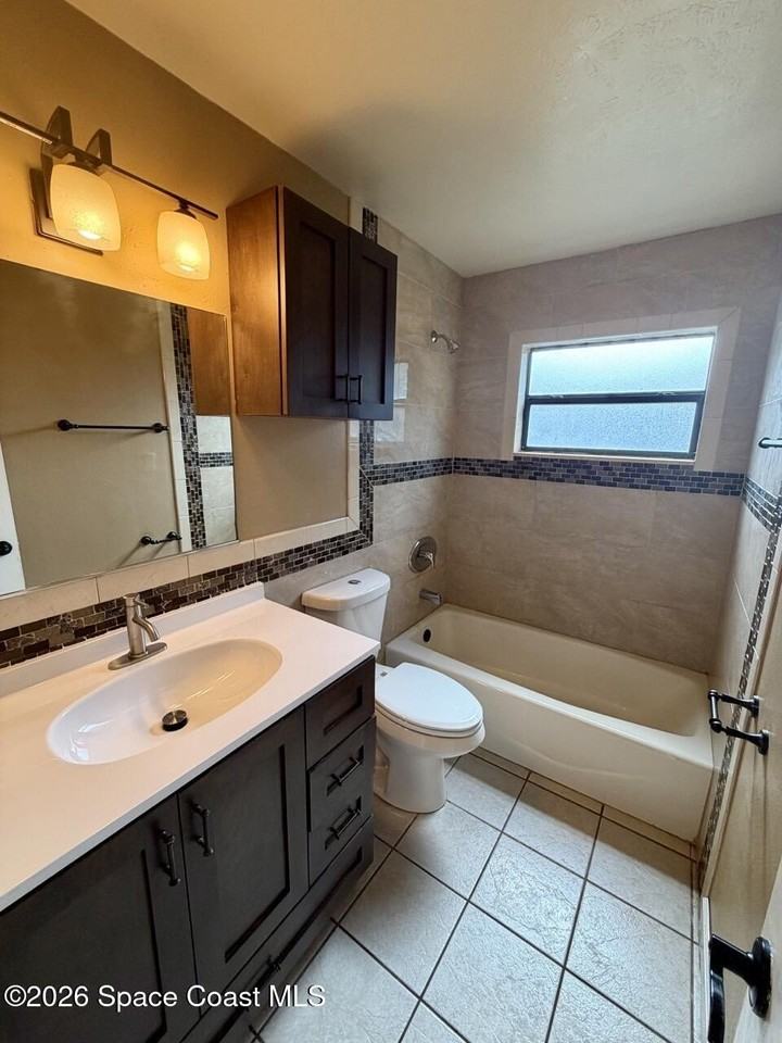 974 Golf St - Photo 7 of 12