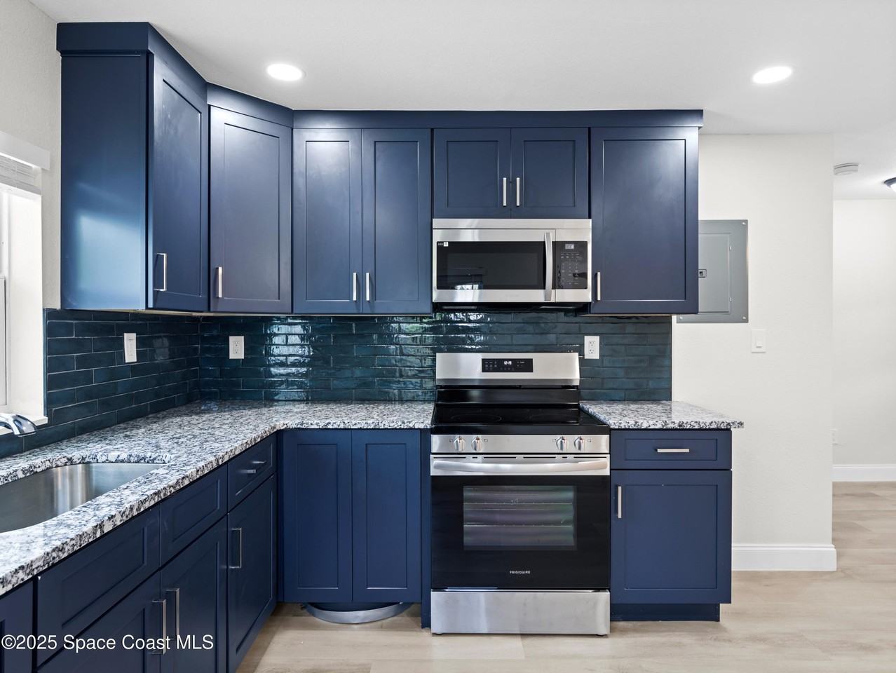 101 Deland Ave #6 - Photo 7 of 21