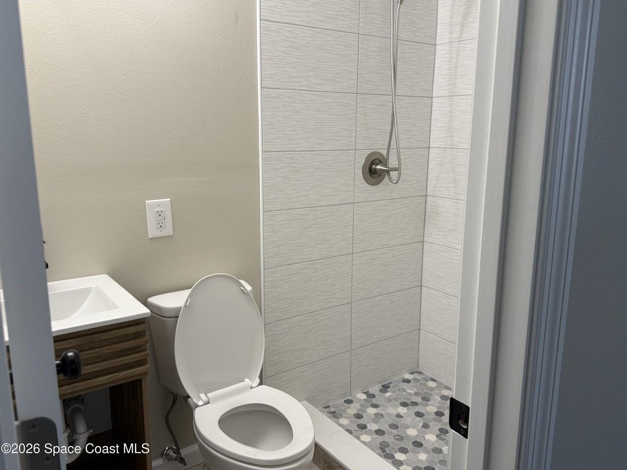 4111 Edward St - Photo 7 of 8