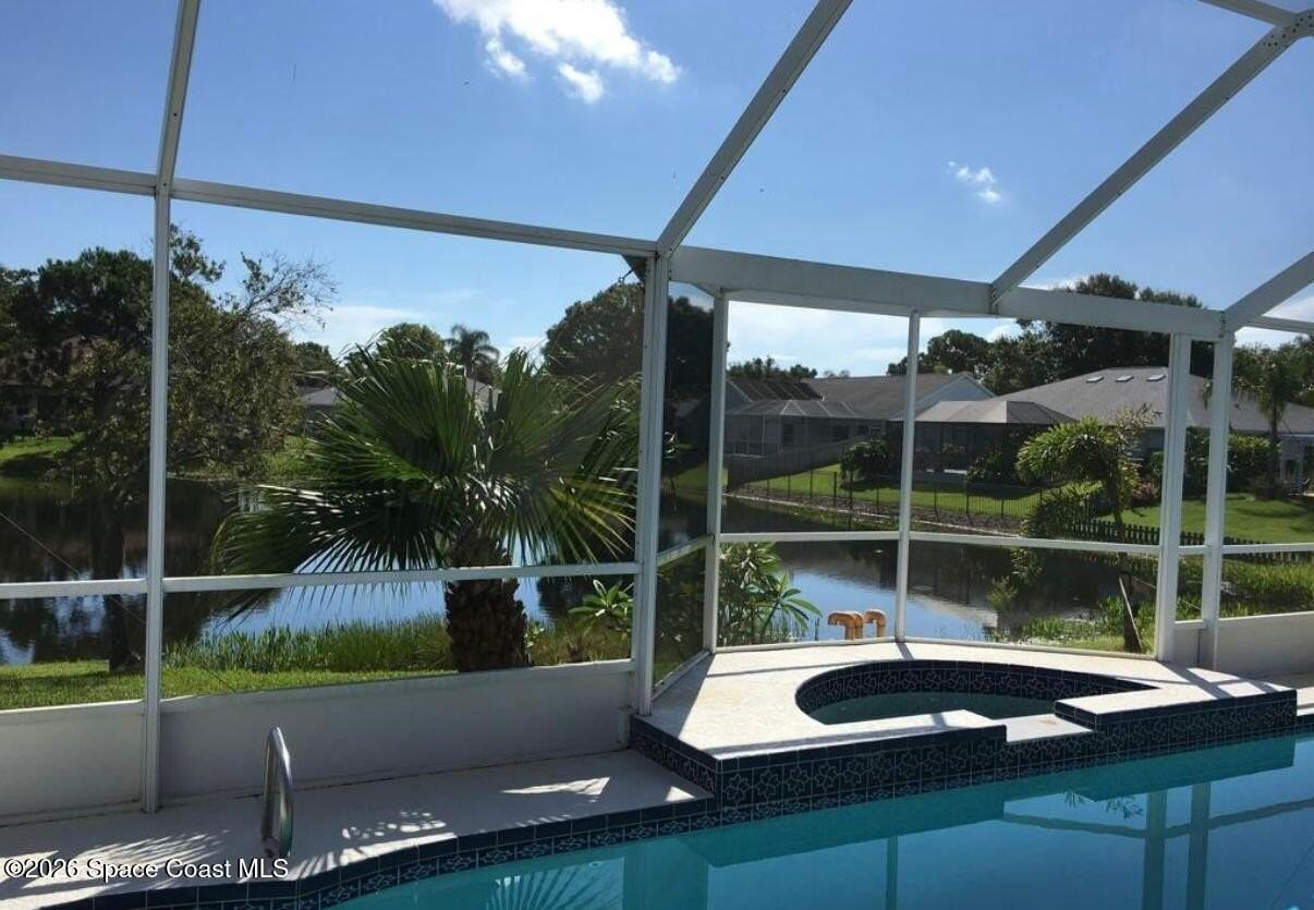 914 Beryl Dr - Photo 3 of 9