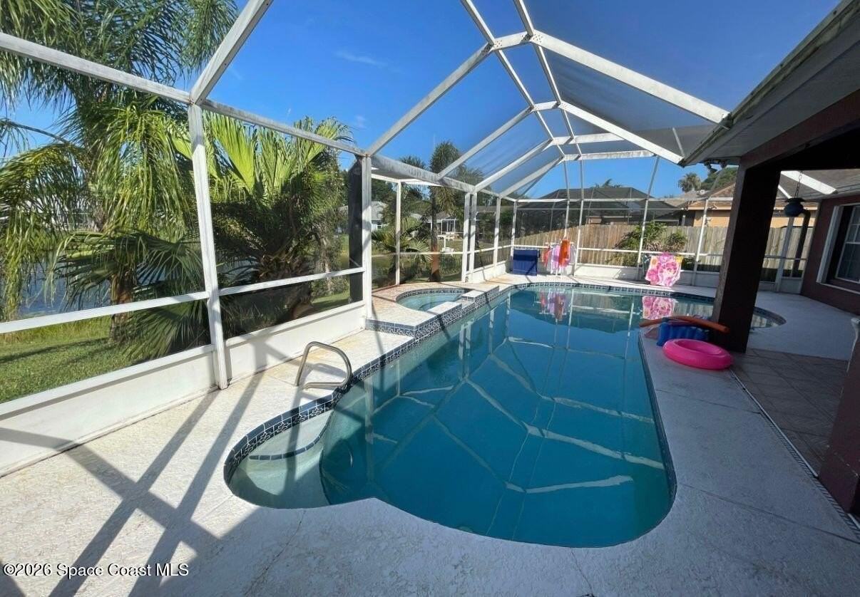 914 Beryl Dr - Photo 4 of 9