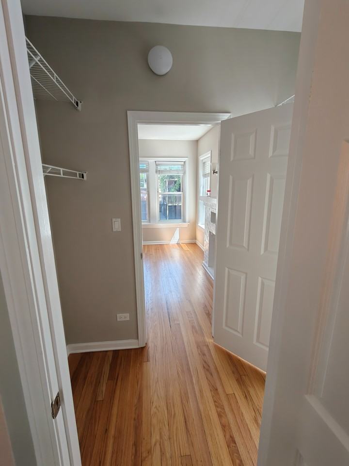 4954 N Ridgeway Ave #2 - Photo 6 of 20