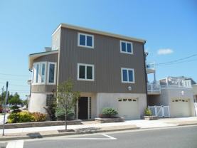 202 N Princeton Ave - Photo 1 of 1
