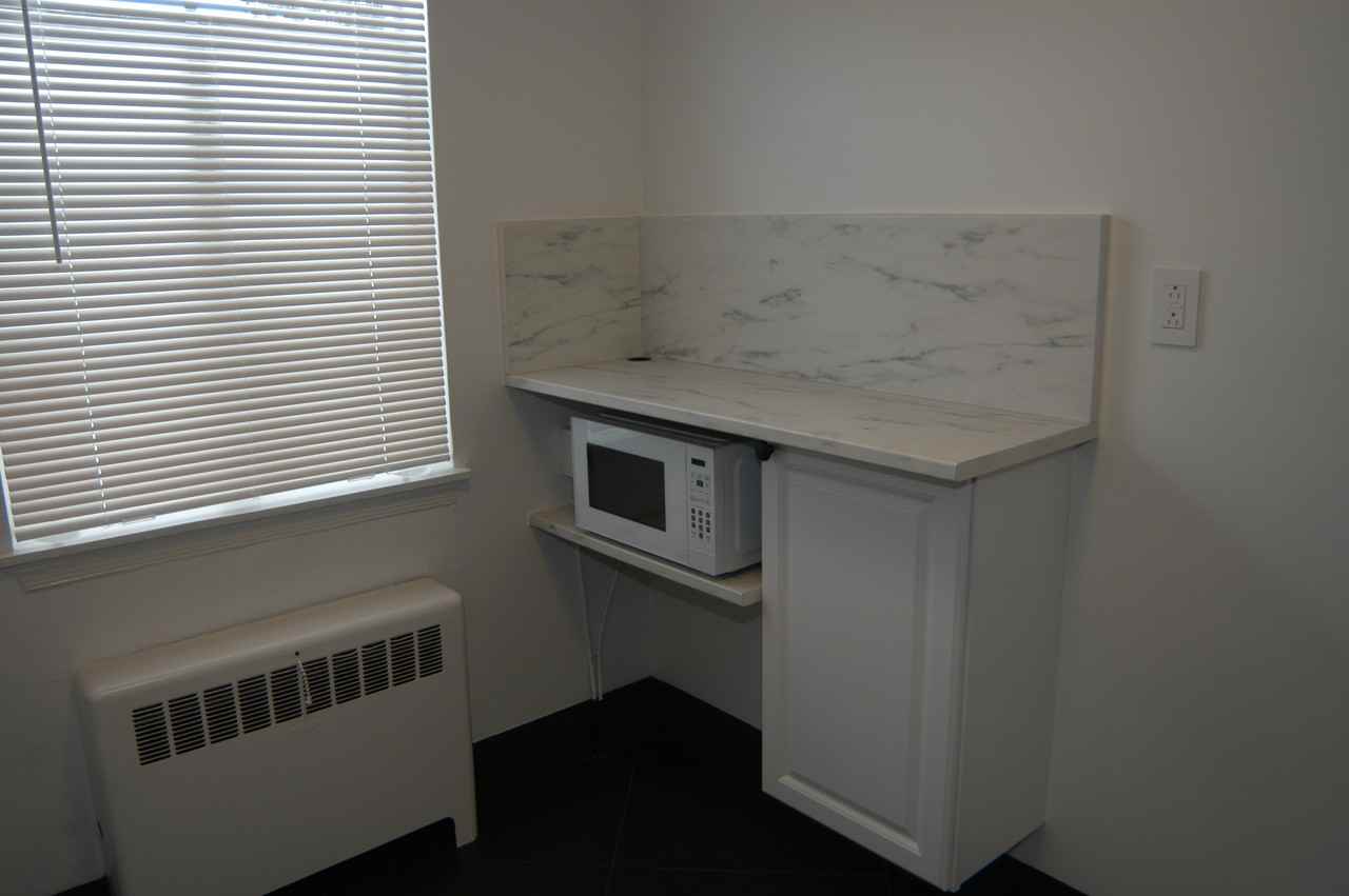 8517 Chestnut Oak Road #A - Photo 4 of 10