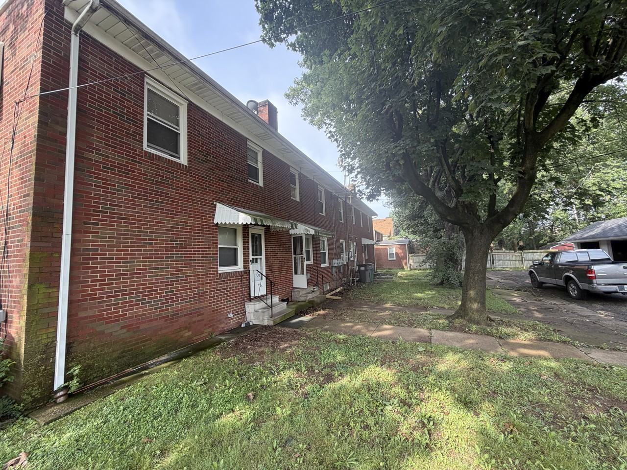 805 Spangler Rd Ne #NONE - Photo 2 of 16