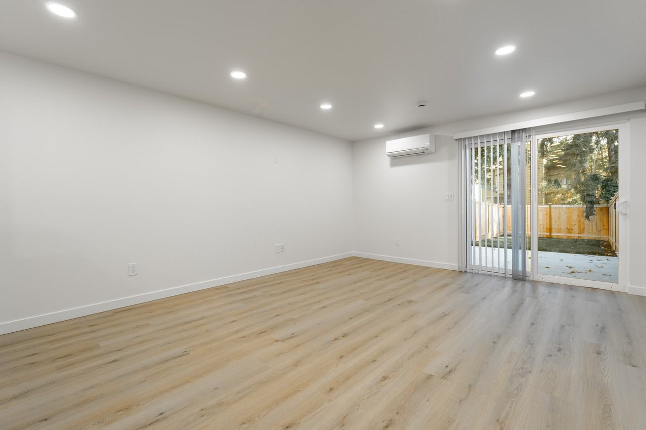952 28th St Ne #952 - Photo 6 of 16