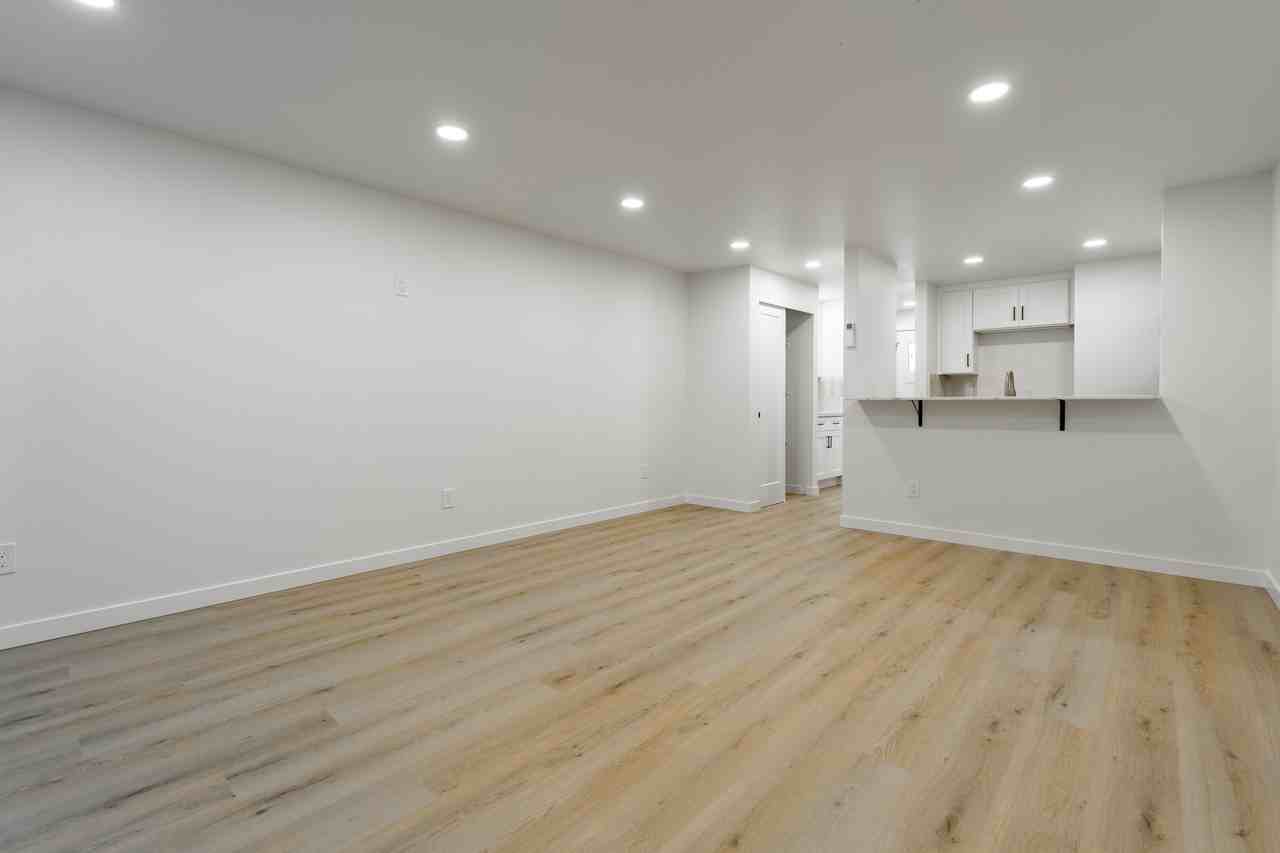 952 28th St Ne #952 - Photo 7 of 16