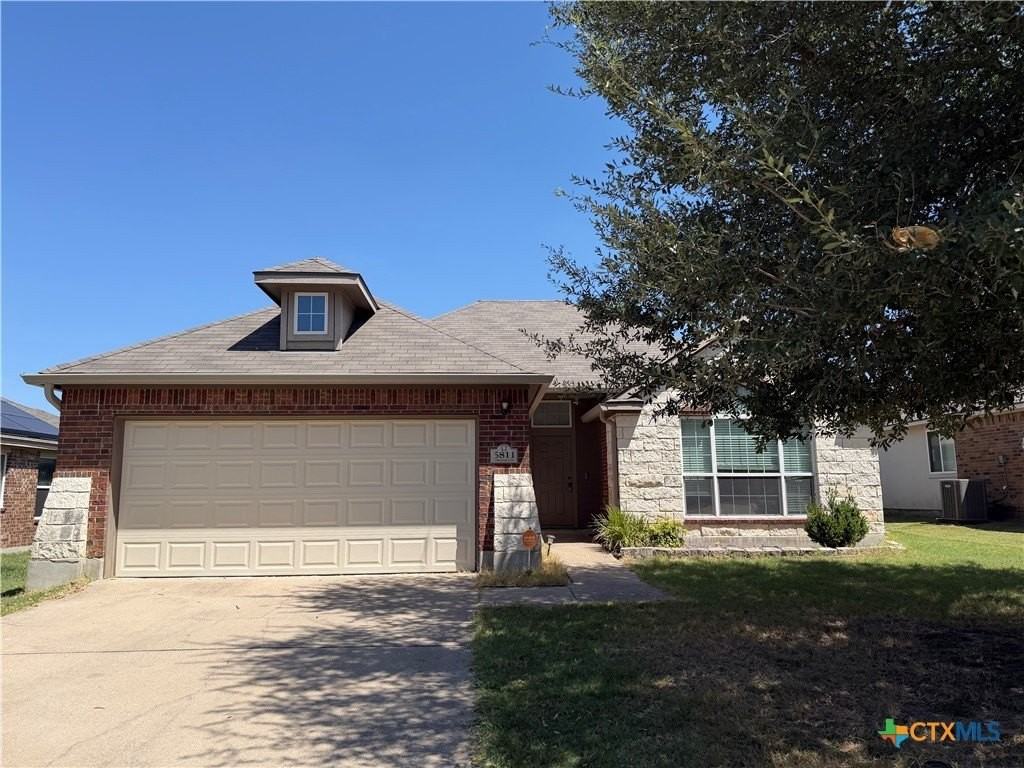 5811 Alexandria Dr - Photo 2 of 21