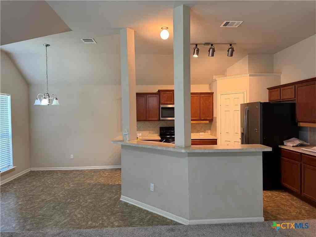 5811 Alexandria Dr - Photo 5 of 21