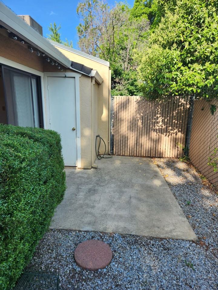 2510 Hartnell Ave #11 - Photo 6 of 15