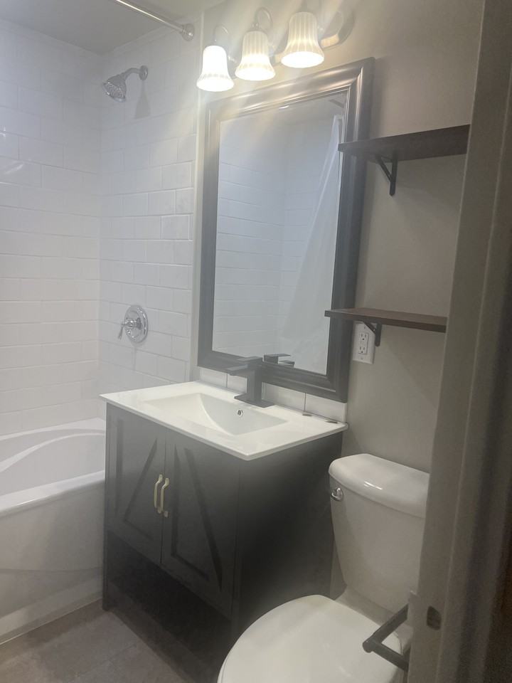 11850 Edgewater Dr #904 - Photo 6 of 25