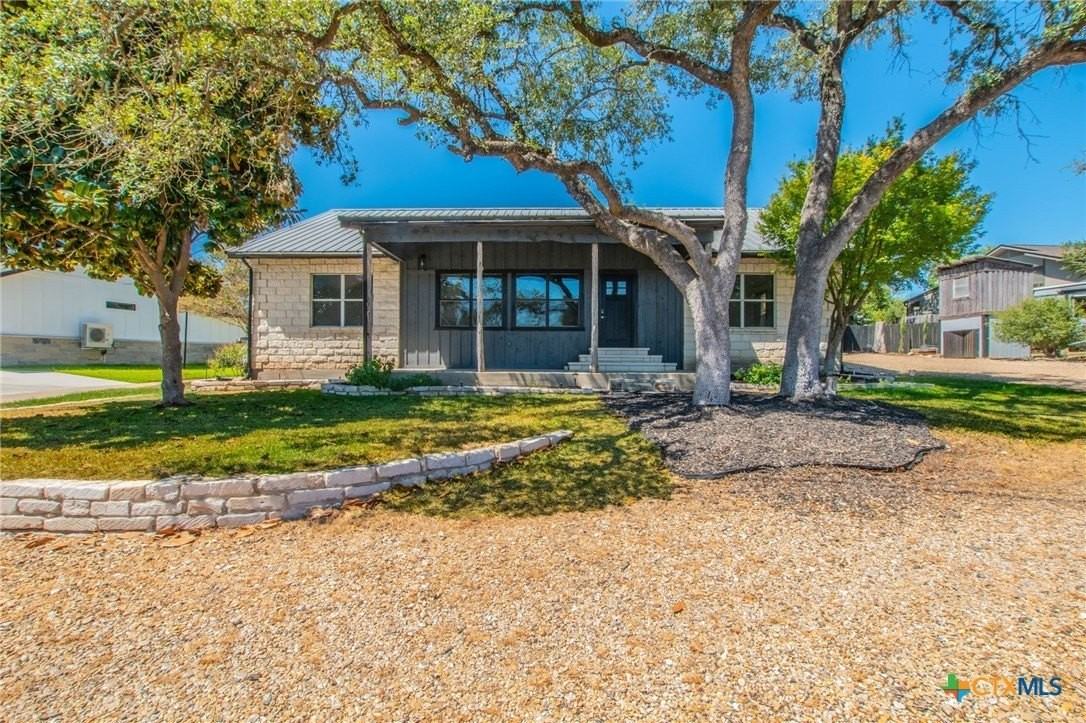466 Arrowhead Point Rd #A - Photo 2 of 33