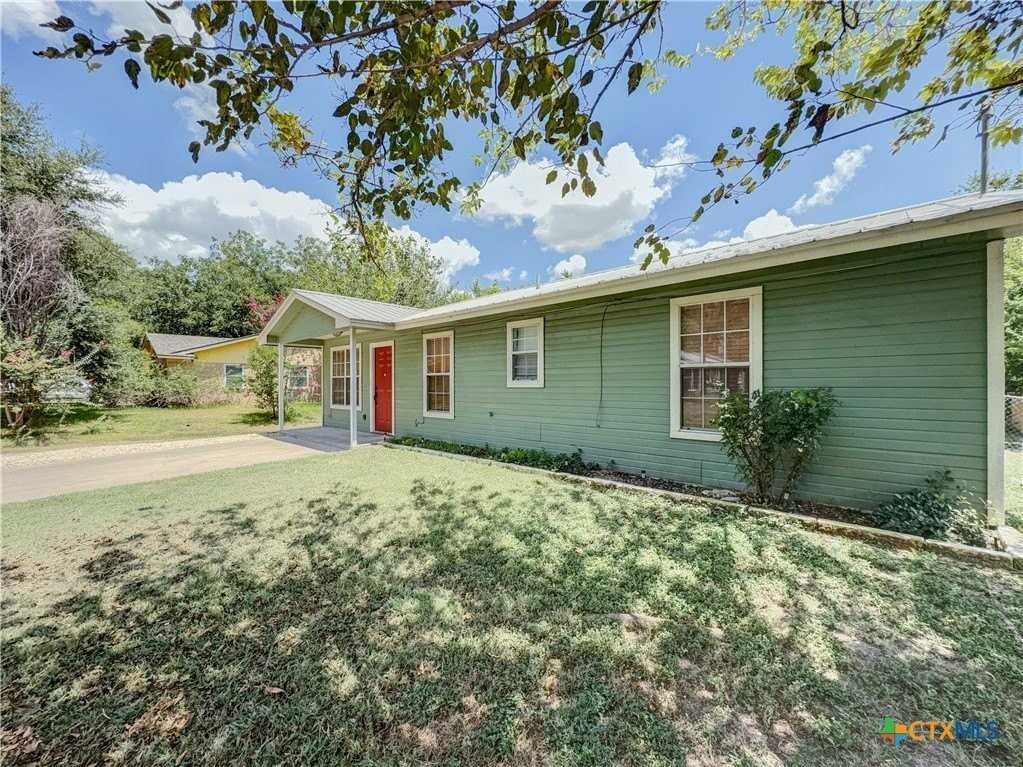 512 N Main St - Photo 7 of 16