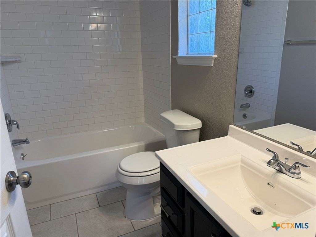 1103 Concho St - Photo 7 of 13