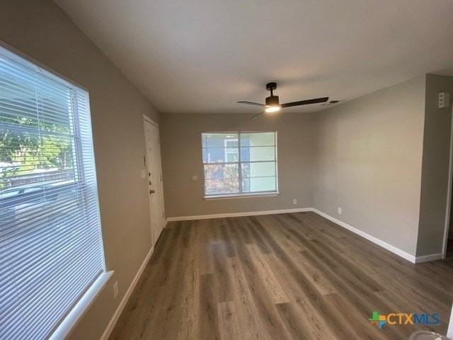 603 Wolf St - Photo 3 of 8