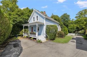 featured image of 272 Boulevard