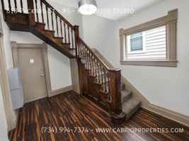 featured image of 618 Packard St