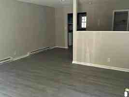 featured image of 815 Warren St #B1