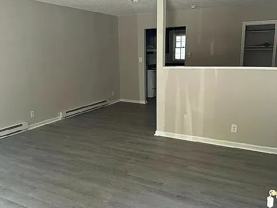 815 Warren St #B1 - Photo 1 of 1