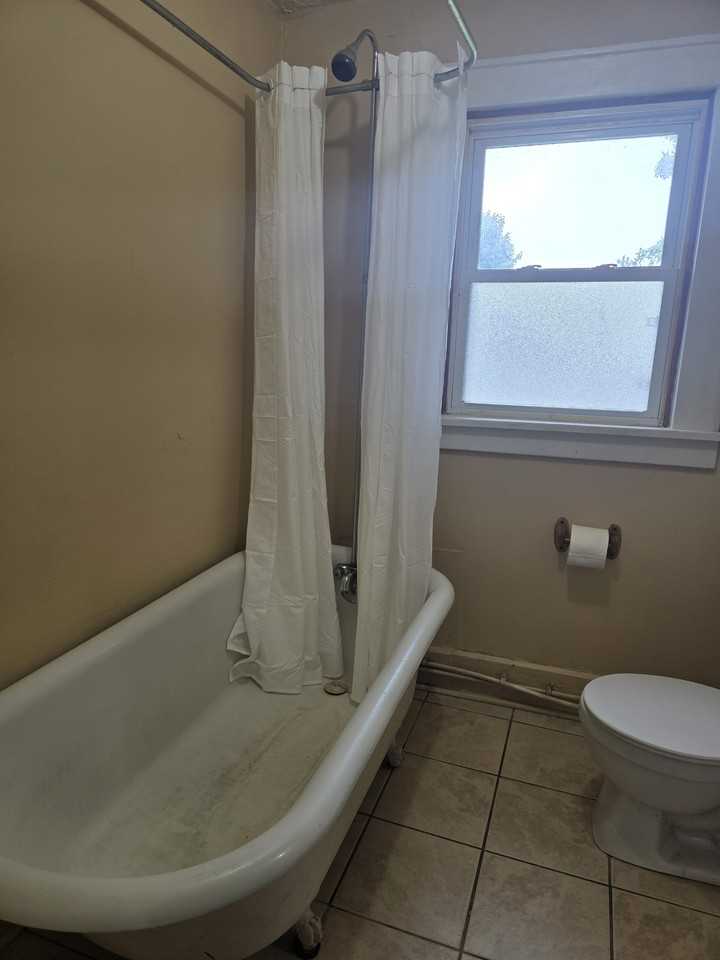 646 N Freedom Ave #646 - Photo 6 of 11