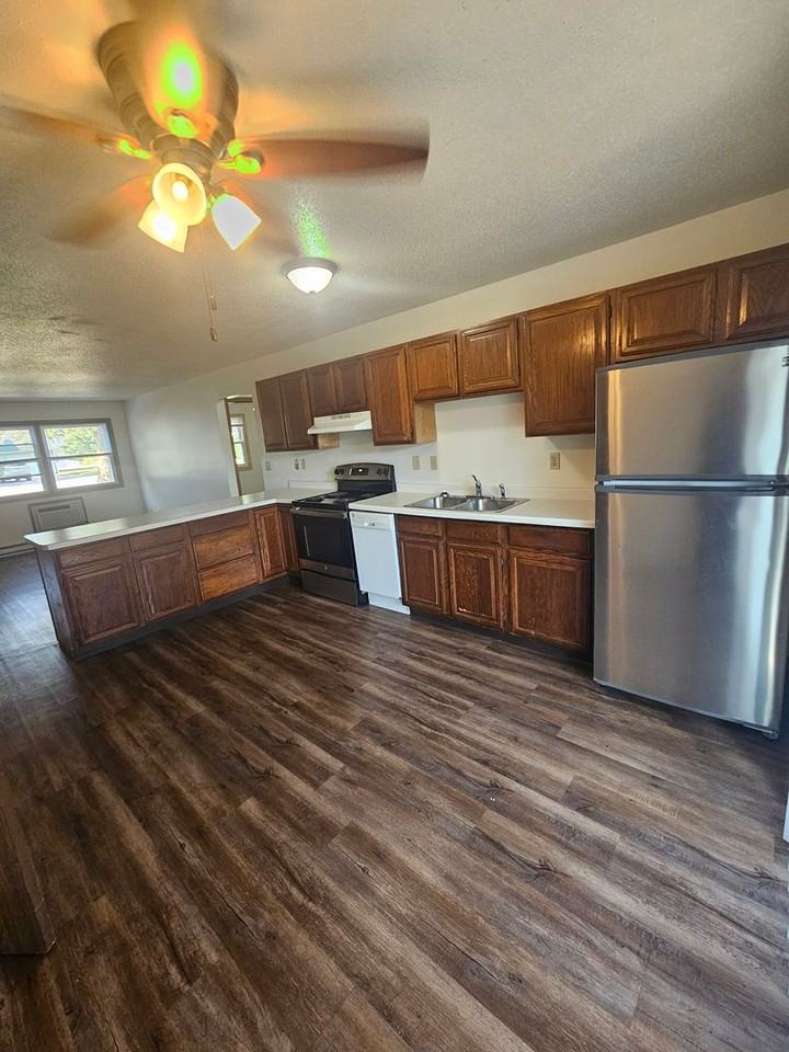 Northtowne Apartments - Photo 5 of 25