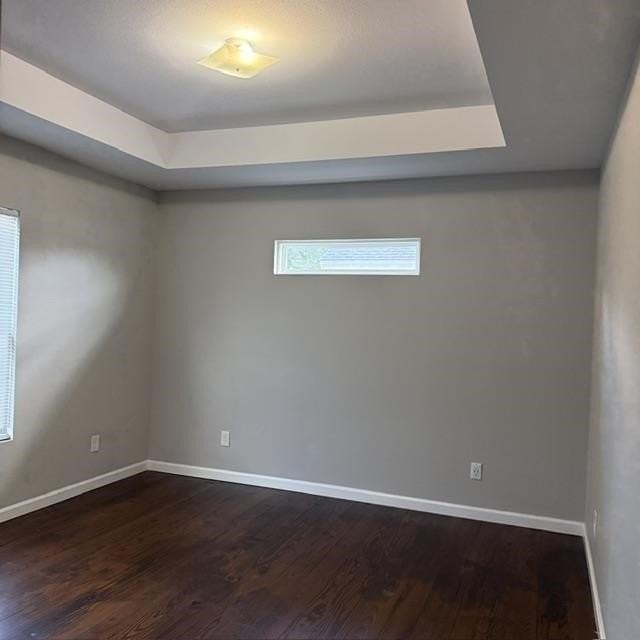 774 Parklawn Cir - Photo 7 of 10