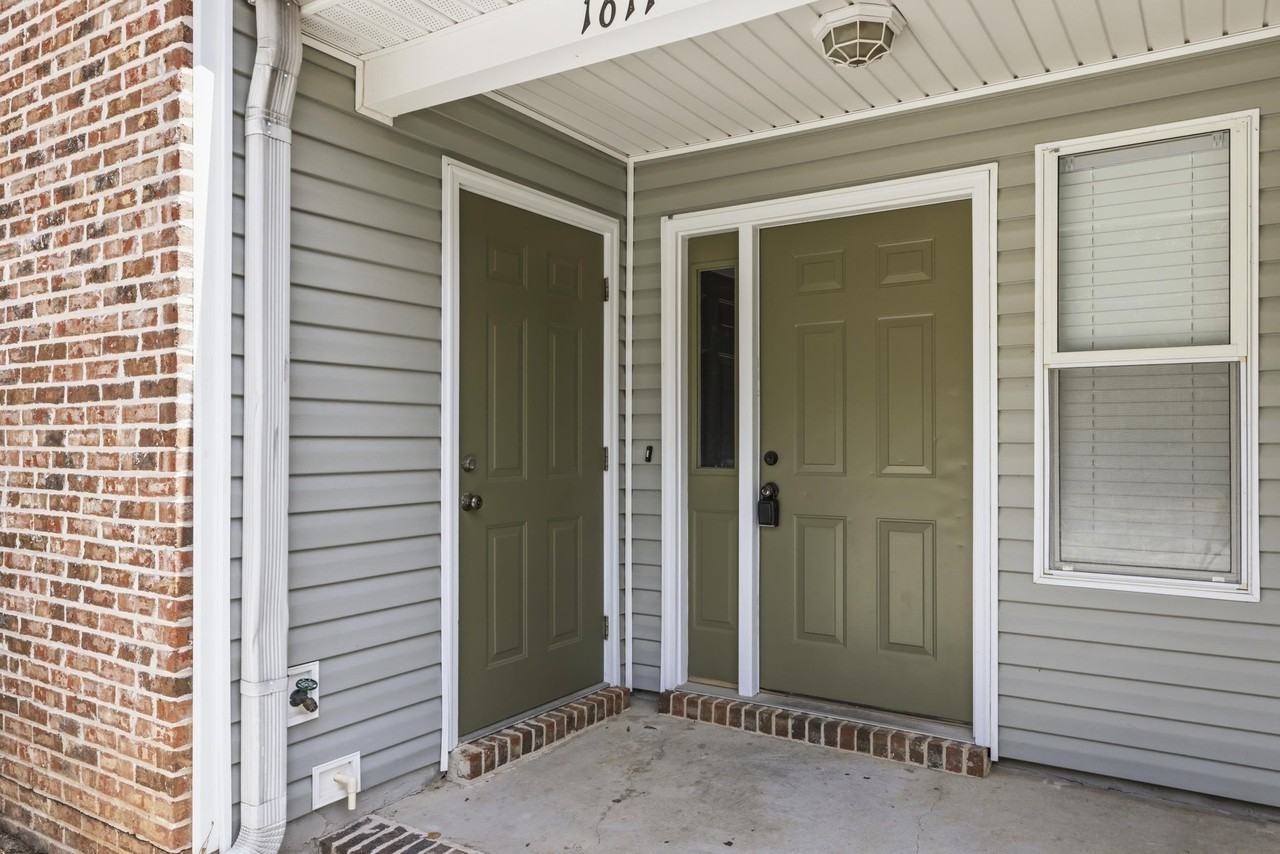 1611 Quazar Rd - Photo 5 of 28