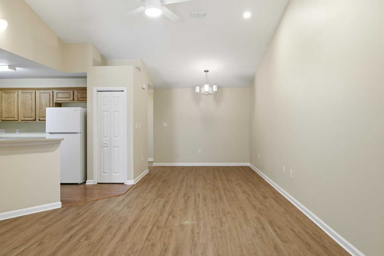 1611 Quazar Rd - Photo 6 of 28