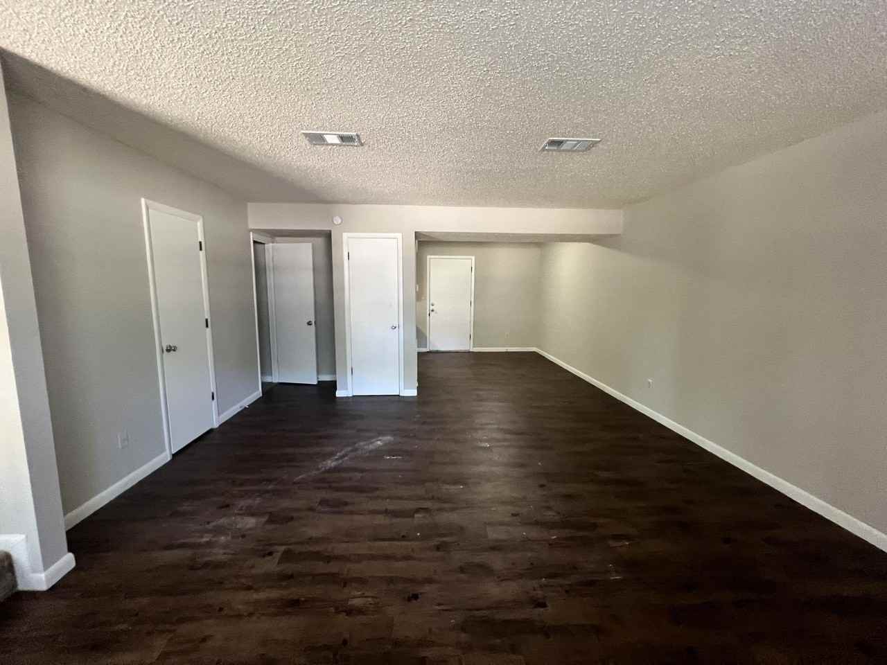 2406 Ramblewood Ct #B - Photo 3 of 13